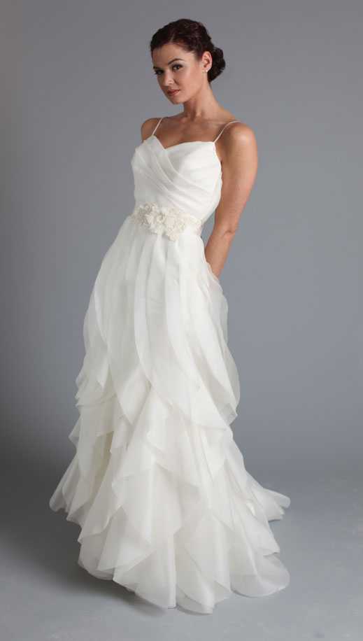 Casual+Tiered+Organza+Wedding+Dress+with+Spaghetti+Straps