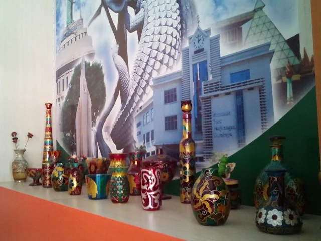 Sentra UKM MERR Surabaya: Crafts of clay