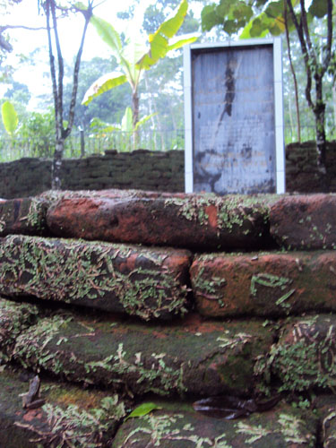 Karaeng Galesong Kehujanan di Ngantang; Koleksi Foto 