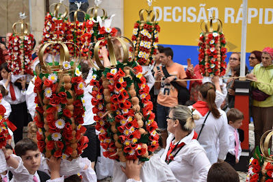 Desfile dos Tabuleiros na Festa dos Tabuleiros 2019