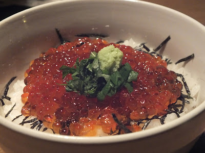 和顔のいくら丼