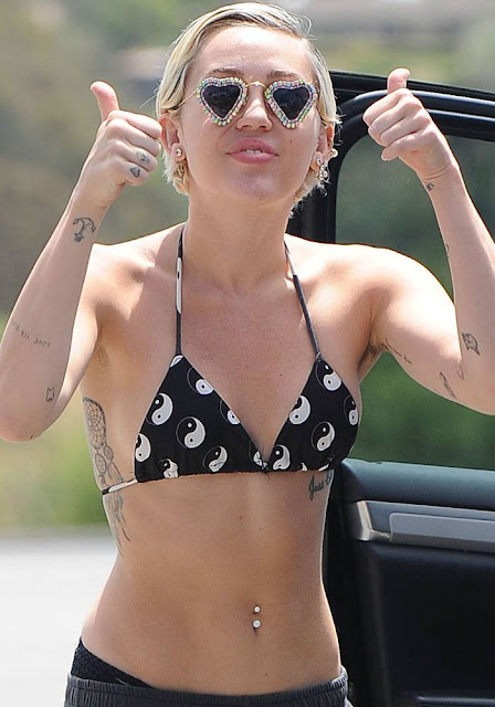 Miley Cyrus hot wallpapers