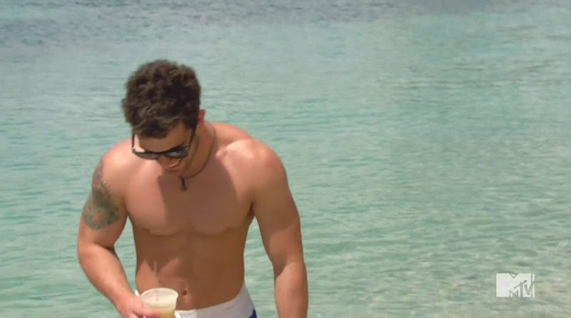 Trey Shirtless in The Real World St. Thomas s27e2