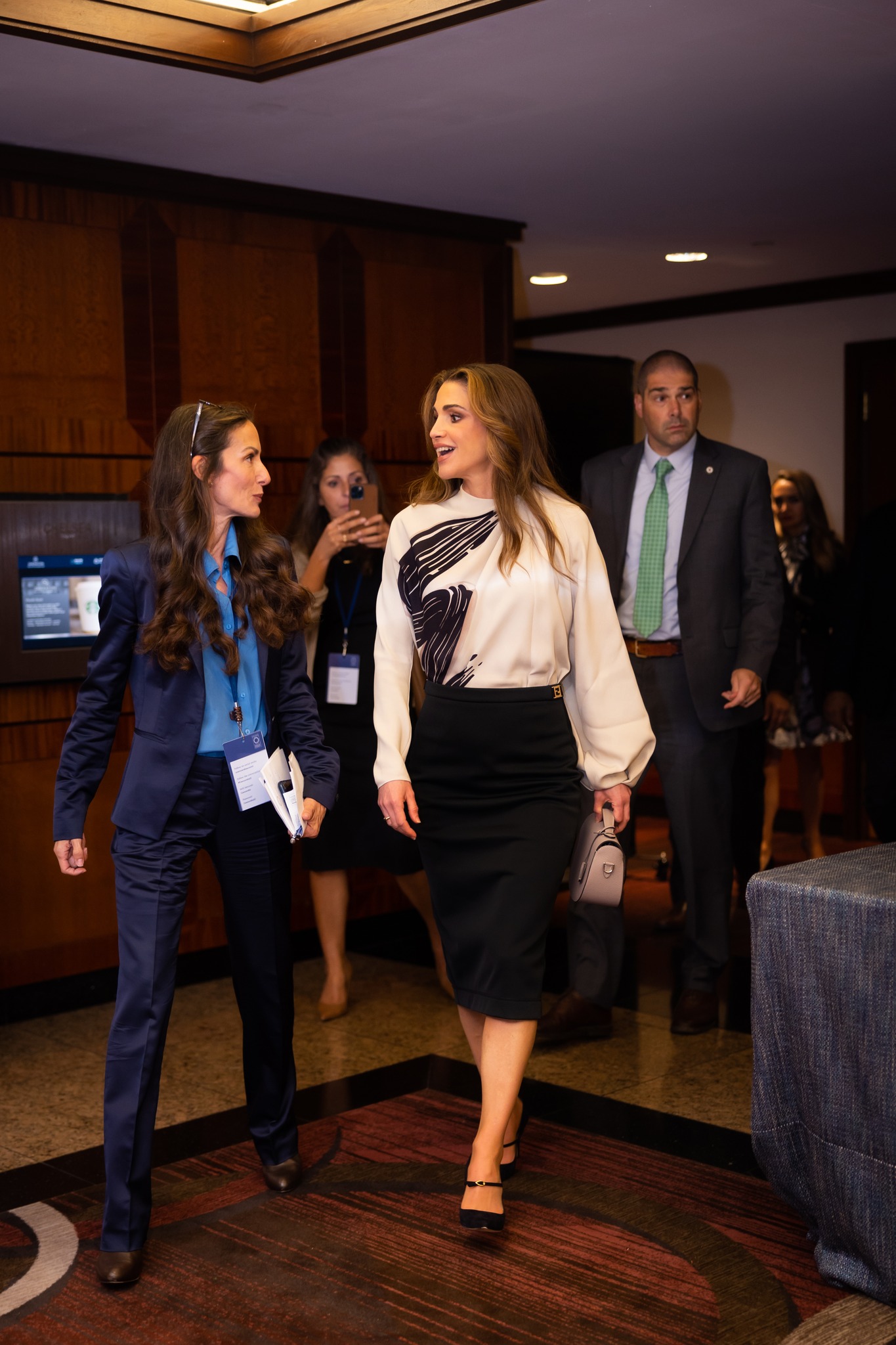 Queen Rania was wearing Fendi Graphic print silk bouse with Fendi Jersey Forever skirt, Jennifer Chamandi pumps and Moynat bag at Concrodia summit in New York