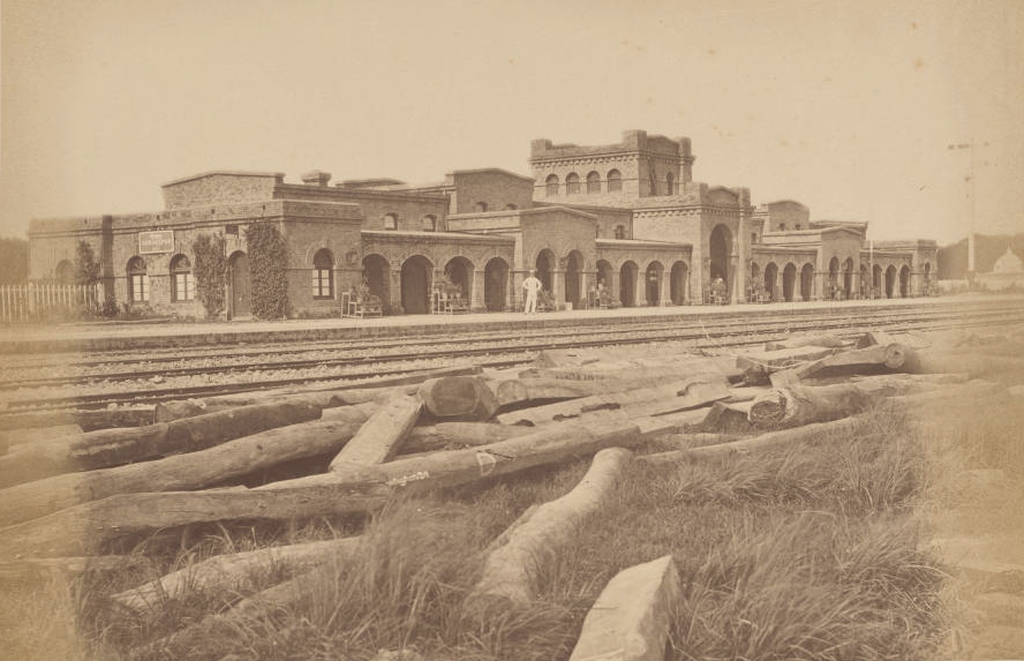 Gorakhpur Junction Railway (Train) Station, Gorakhpur, Uttar Pradesh, India | Rare & Old Vintage Photos (1890)