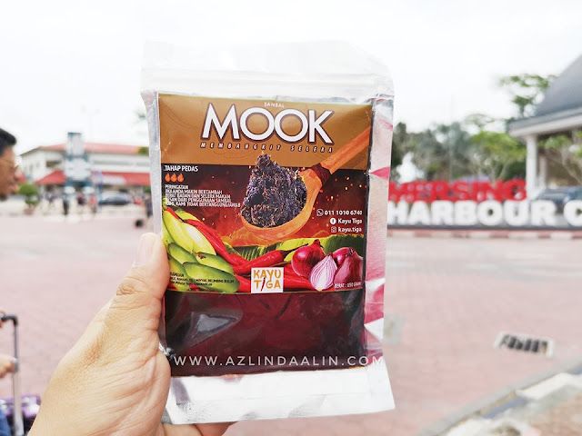 2 SAMBAL HITAM WAJIB BAWA KETIKA TRAVEL ! SAMBAL MOOK DAN LAVA CRUNCHY DARI KAYU TIGA !