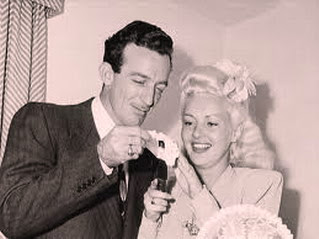 Harry James con su esposa Betty Grable