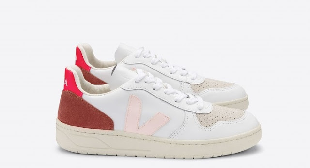 Veja V-10 Leather