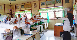 SISWA MIN 11 HSS BELAJAR SERU DENGAN ICE BREAKING