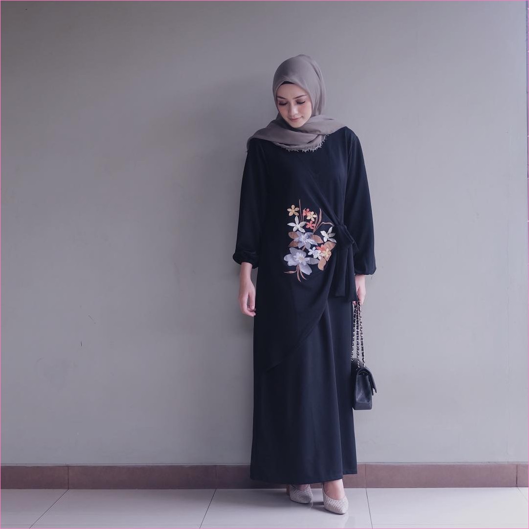  Fashion Hijab Kekinian Untuk Wanita Gemuk Tutorial Hijab 