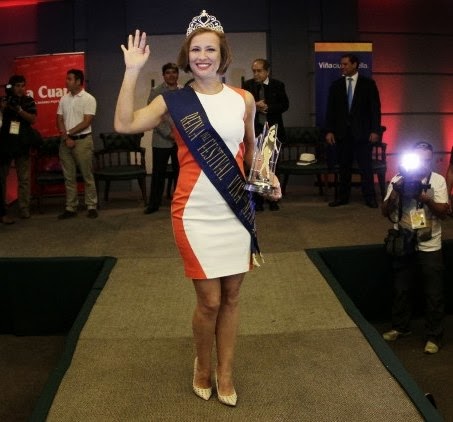 Sigrid Alegría en plena coronación como Reina de Viña del Mar 2014 