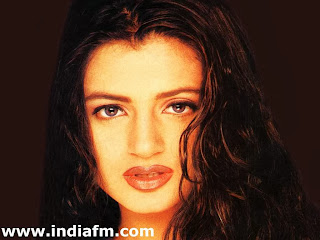 AMISHA PATEL BOLLYWOOD ACTRESS
