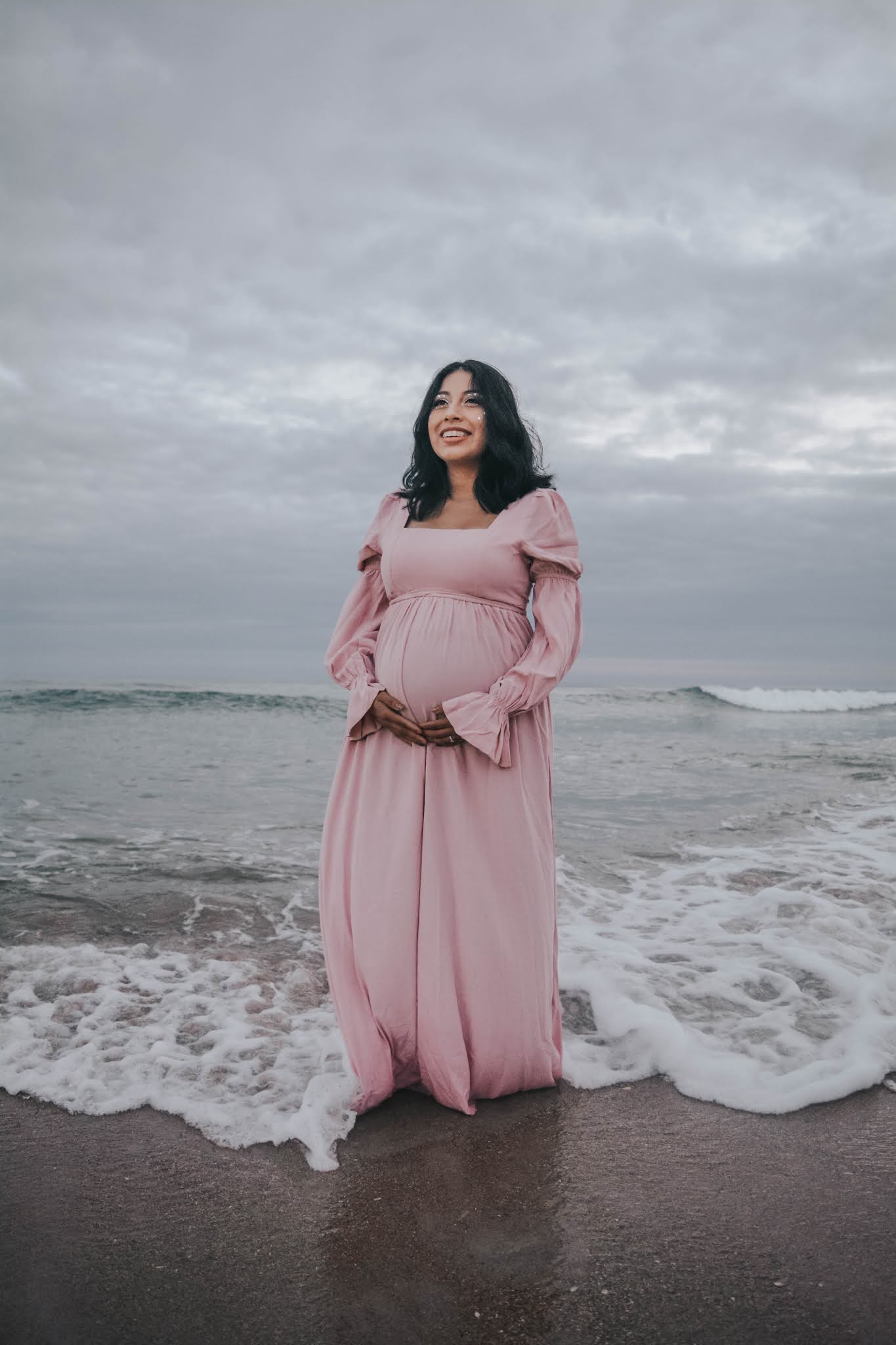 Maternity Photo Shoot Ideas: Ocean Photos