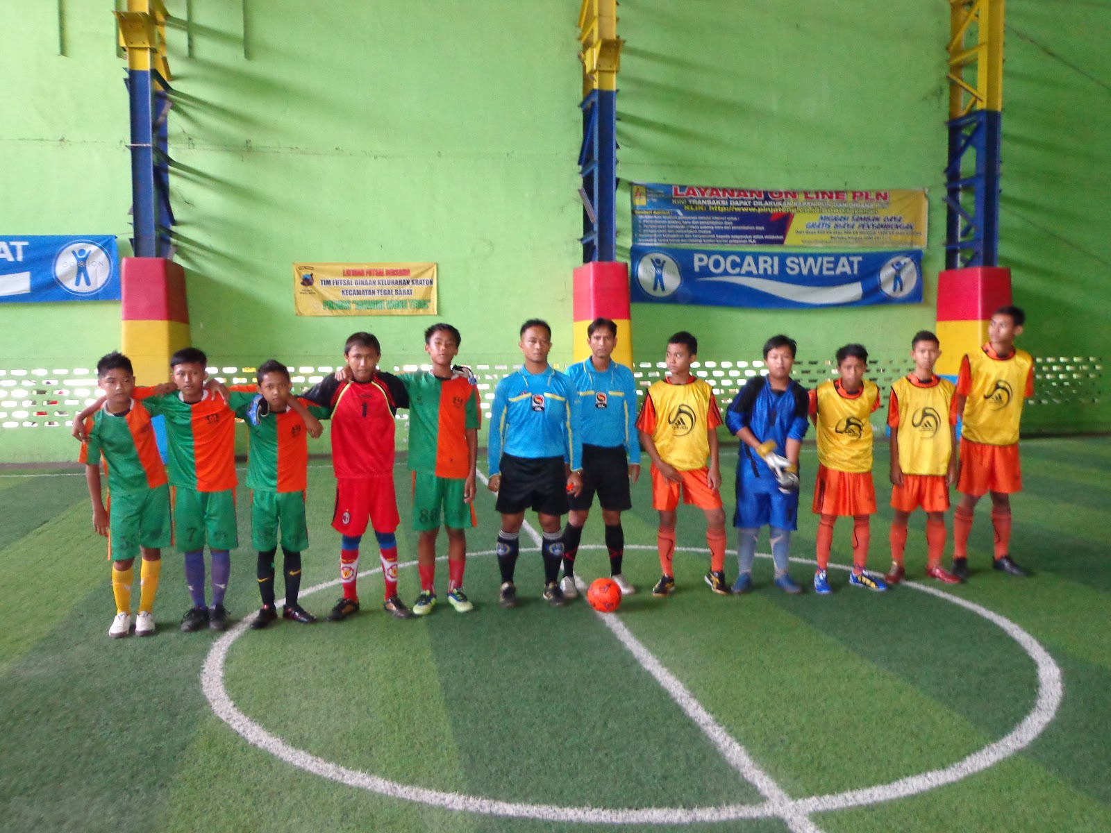 Blog Guru Penjasorkes Peraturan Dan Perwasitan Permainan Futsal