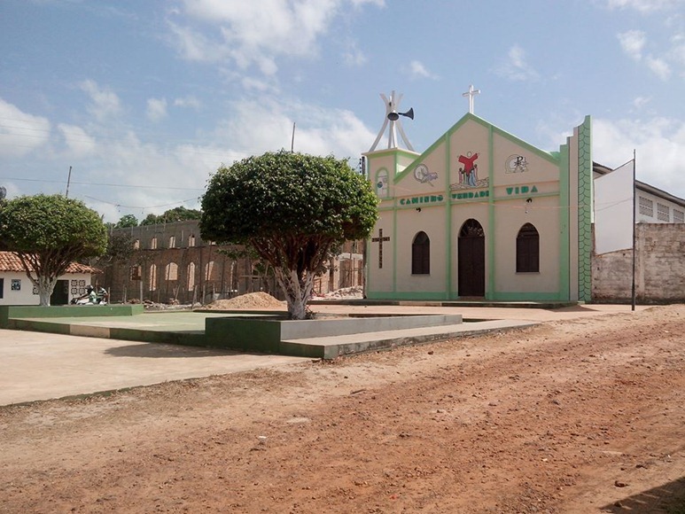 à°Igreja do Santissimo Salvador - Apicum-Açu, Maranhao, fonte: pagina Facebook Apicum-Açu