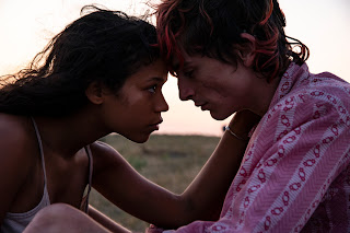 Taylor Russell (left) as Maren and Timothée Chalamet (right) as Lee in BONES AND ALL, directed by Luca Guadagnino, a Metro Goldwyn Mayer Pictures film.