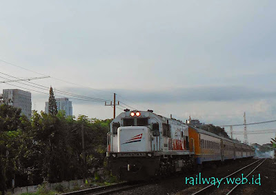 Jadwal Kereta Api Tawang Jaya