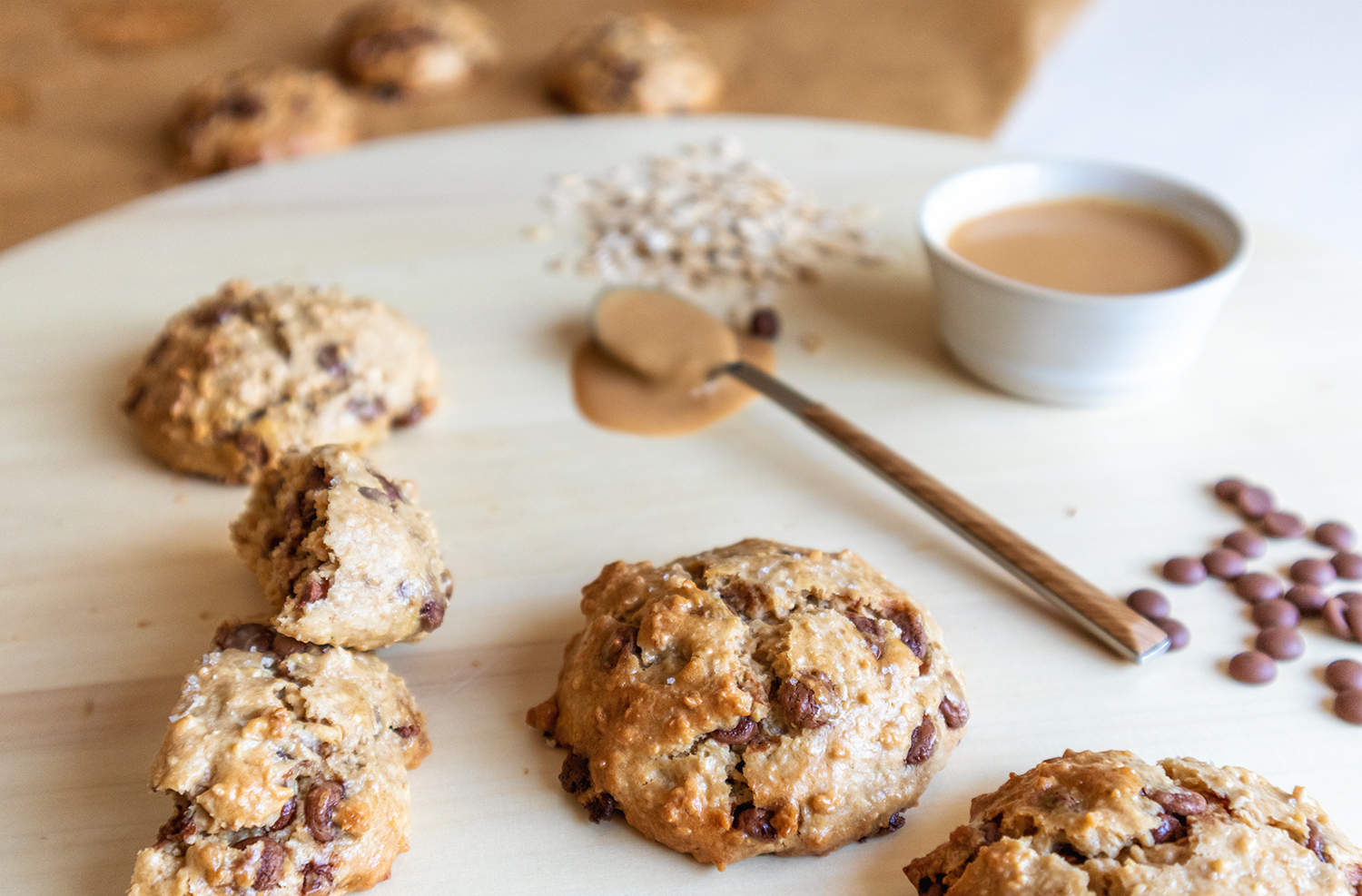 Bolachas de Manteiga de Amêndoa e Chocolate (sem glúten, sem açúcar, sem lactose)