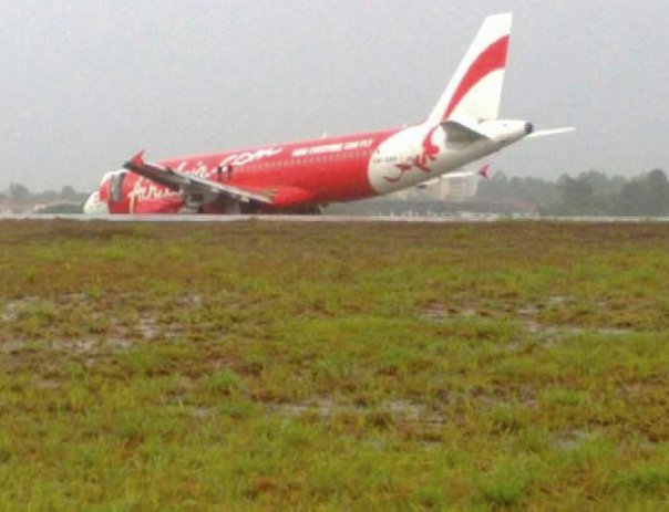 Gambar Kapal Terbang Air Asia Yang Mengalami Kemalangan 