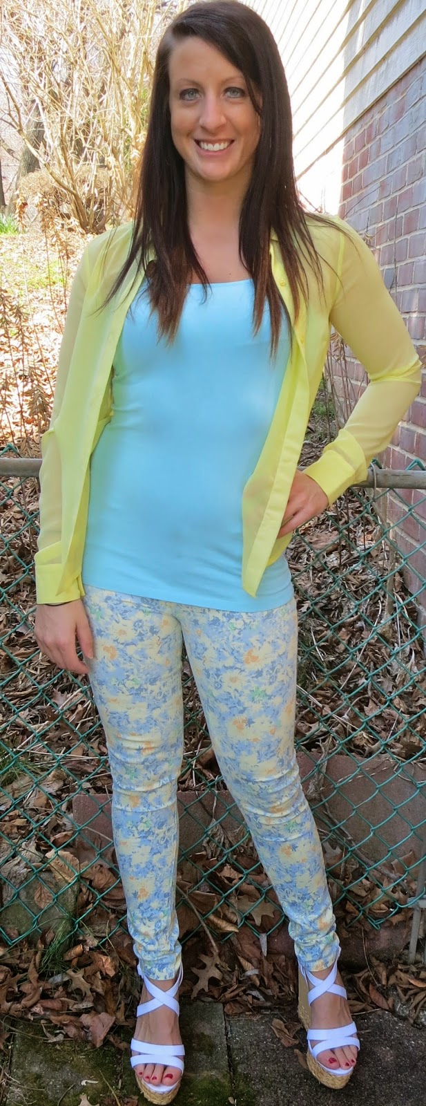 yellow blouse, spring colors, floral, floral jeans, floral pants, outfit, the girl that loves,  fashion