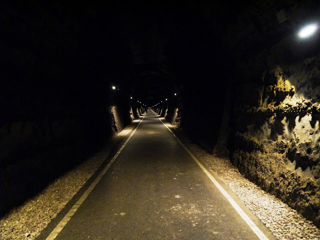 The Two Tunnels, Bath