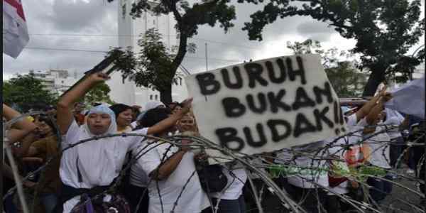 buruh adalah