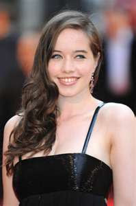 Anna Popplewell Hairstyle on Cool Fashions Hair  Anna Popplewell Hairstyles