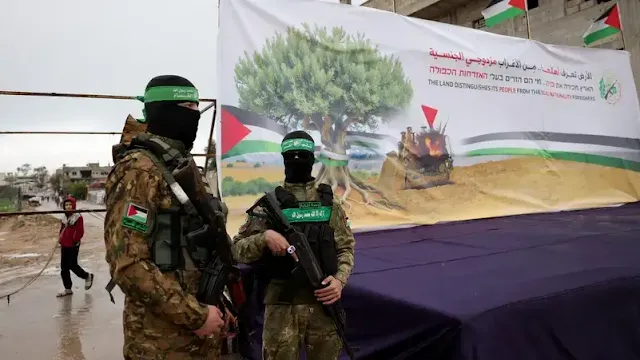 اتفاق وقف إطلاق النار غزة، محادثات حماس القاهرة، تبادل الأسرى، إخلاء غزة من السلاح، هدنة غزة، الحرب على غزة، مصر حماس اتفاق، صفقة تبادل أسرى غزة، شروط وقف النار في غزة، الانسحاب الإسرائيلي من غزة.