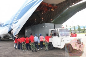 Pesawat Antonov Rusia Bawa 8 Engine Pesawat Tempur Sukhoi