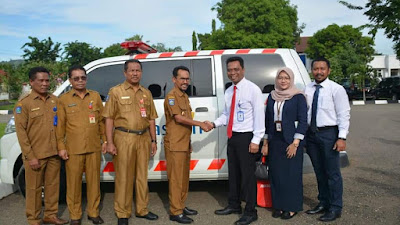 Walikota Bima Terima Bantuan Hibah Satu Unit Ambulance dari PT Taspen Persero