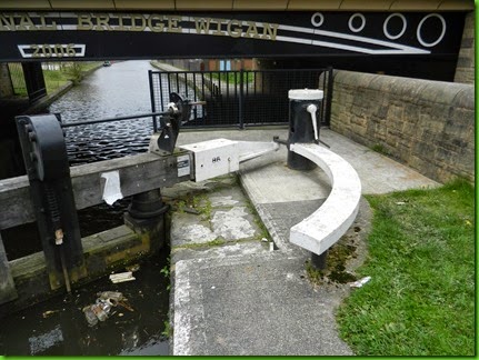 DSCN0452  Unusual Balance equipment at Henshall Top Lock Wigan