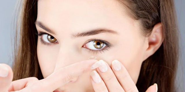 Free of infection despite wearing contact lenses
