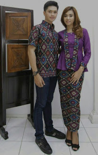 Model baju batik couple untuk pesta