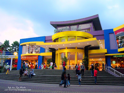 10 tempat wisata - cihampelas walk