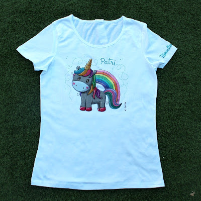 Camiseta unicornio