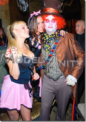 MTV 7 Deadly Sins Benchwarmer Red Carpet Arrivals Cabana Club Halloween Hollywood 2010