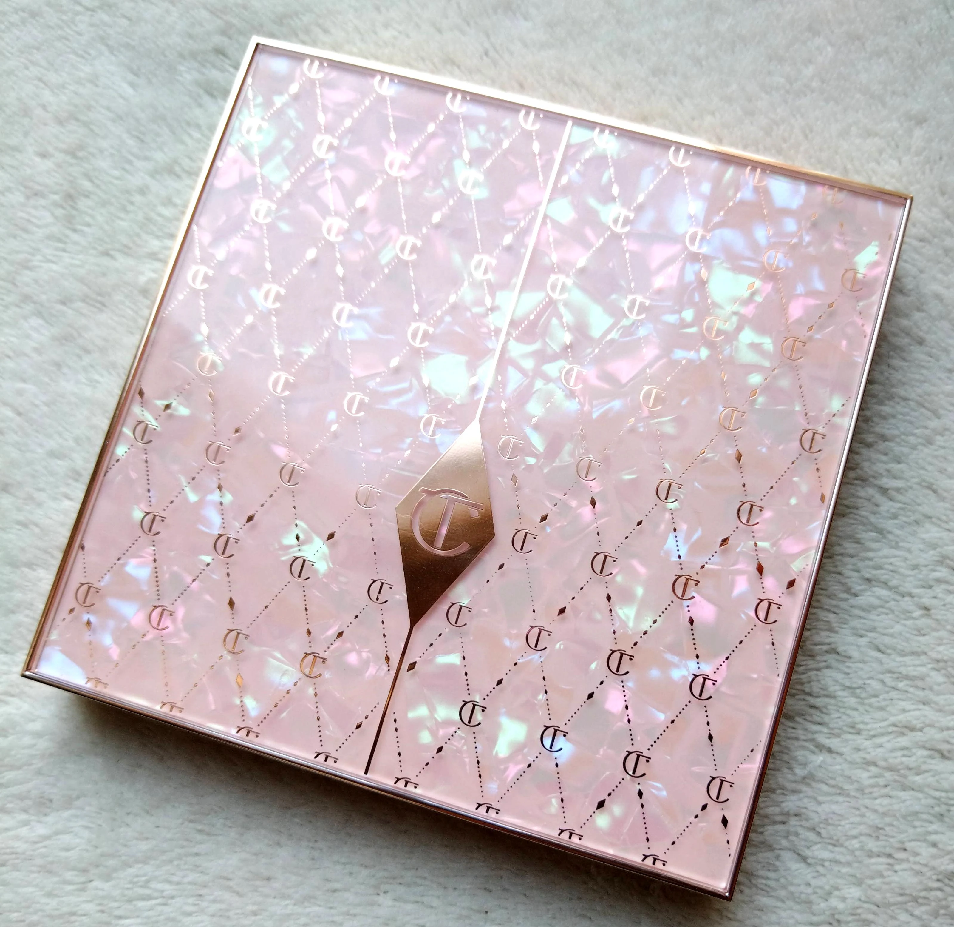 Charlotte Tilbury : Pillow Talk Beautiying Face Palette