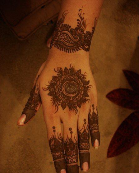 Mehndi Henna DesignsSimple Mehndi Henna Designs