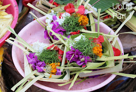 http://cherryvegzombie.blogspot.fr/2014/02/ubud-bali-vegan-and-yoga-paradise-part-i_11.html