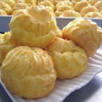 RESEP KUE PASTEL MINI ISI ABON KERING