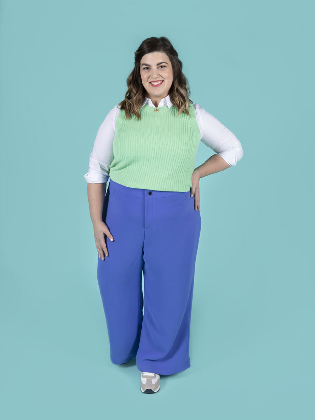 Azure blue crepe wide leg trousers with welt pockets