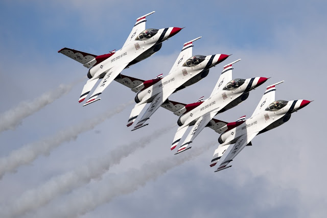 USAF Thunderbirds 2018 Airshow Season