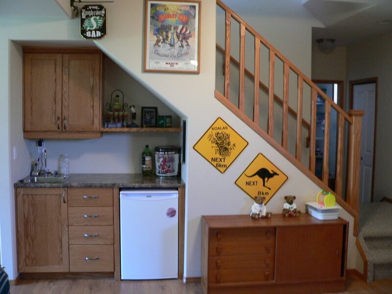 افضل 70 فكرة لتصميم ديكورات الدرج الداخلي في المنزل