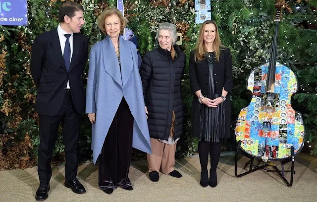 Queen Sofia of Spain and her sister Princess Irene of Greece attended a Christmas concert