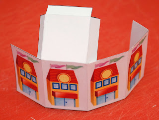 Folding the printable building