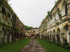 BENTENG PENDAM CILACAP