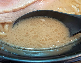 チバリラーメンのスープの写真