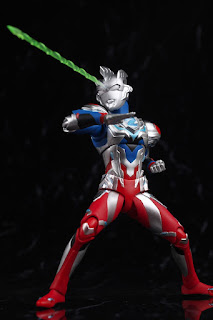 REVIEW SHFiguarts Ultraman Z Beta Smash, Bandai