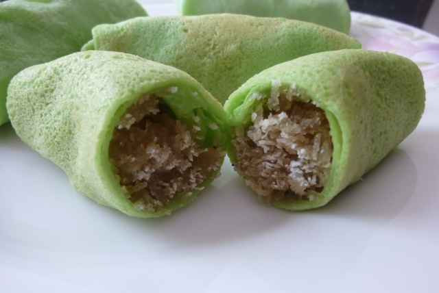 Small Small Baker: Aspiring Bakers #12: Traditional Kueh 