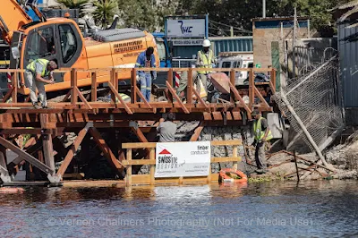 New bridge at Woodbridge Island taking shape